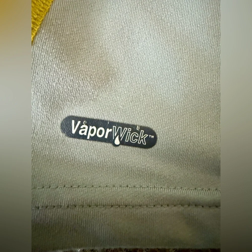The North Face 🏔️ VaporWick Men’s Quarter Zip Performance Pullover M